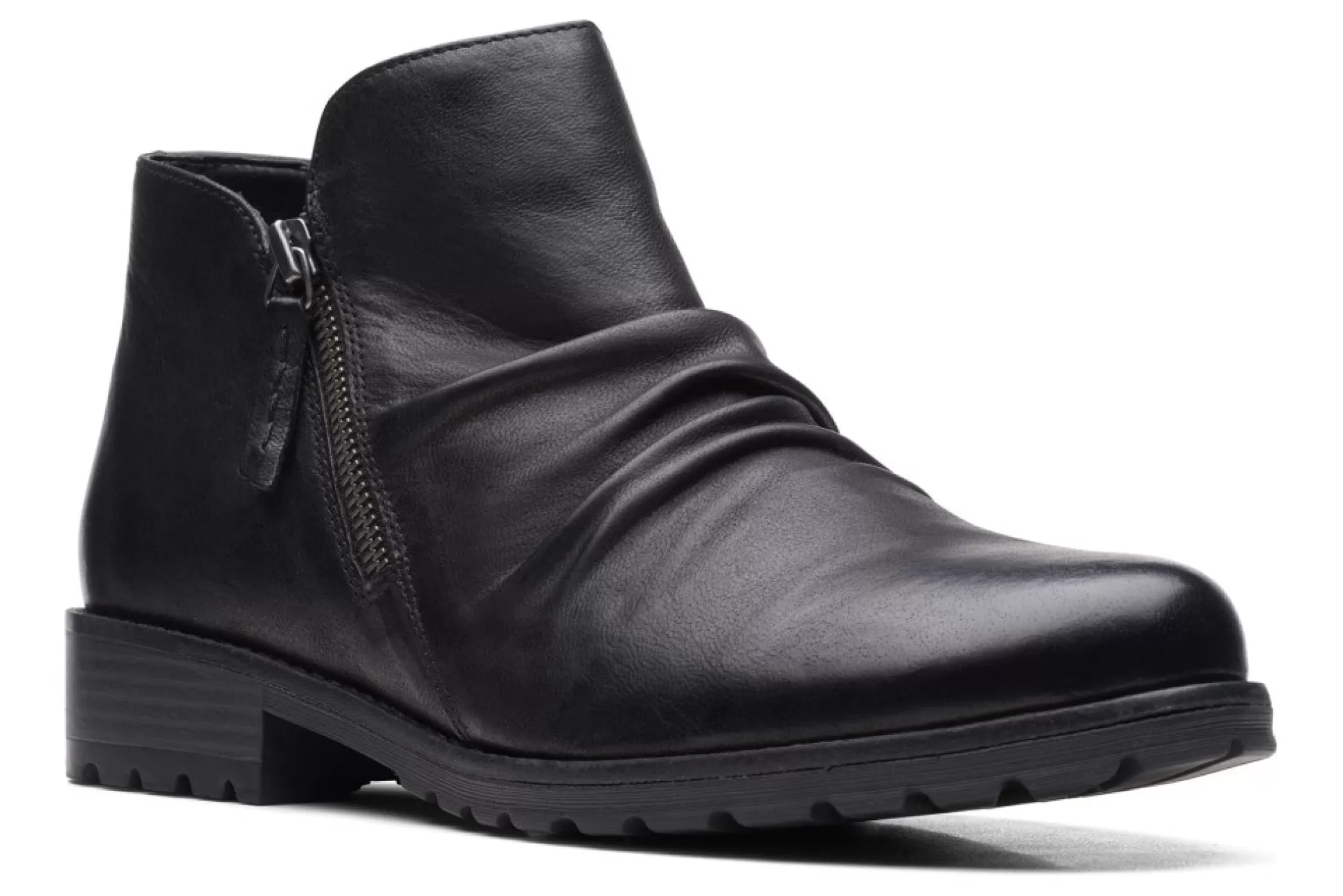Women Clarks Boots< Clarkwell Zip - Footsmart