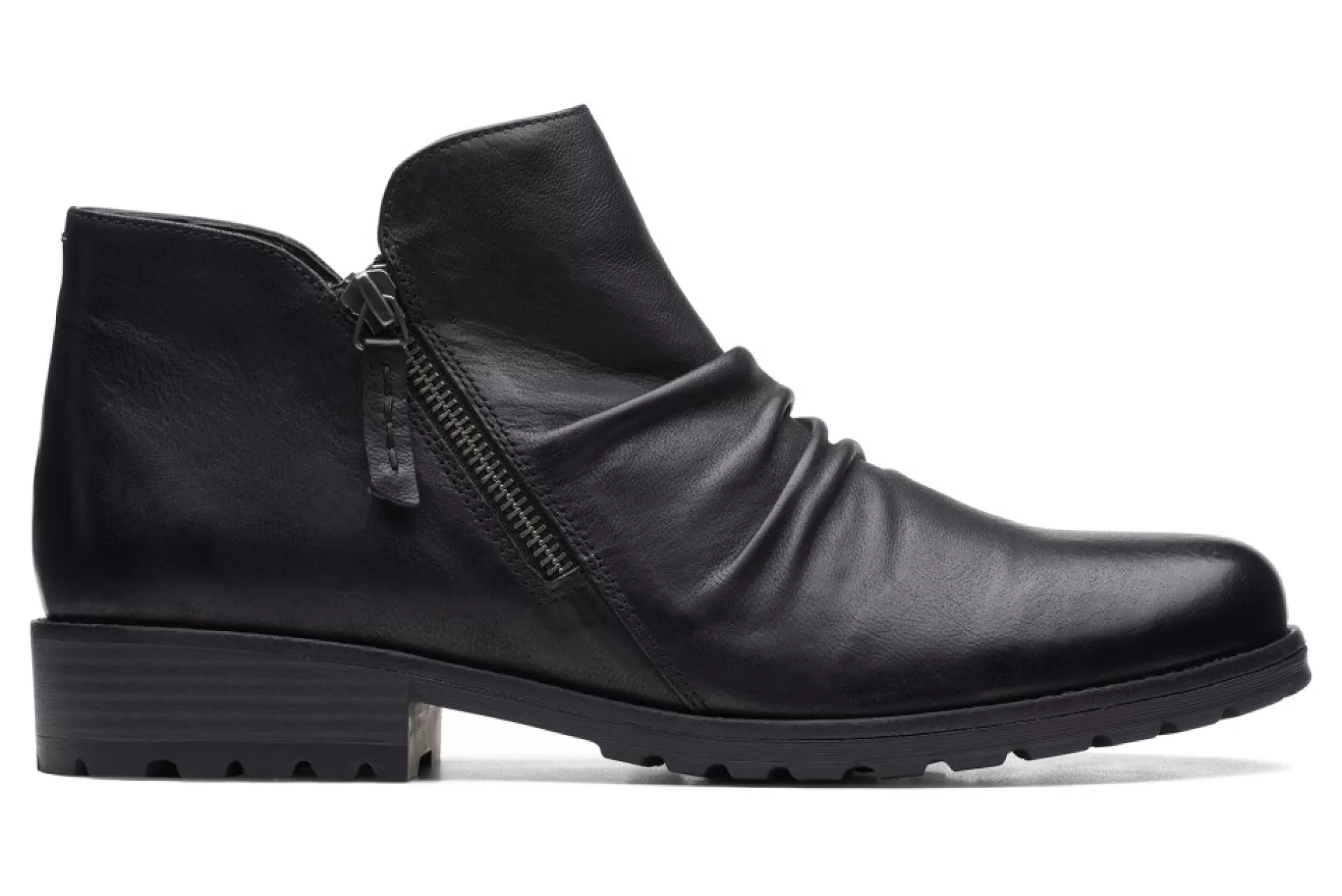 Women Clarks Boots< Clarkwell Zip - Footsmart
