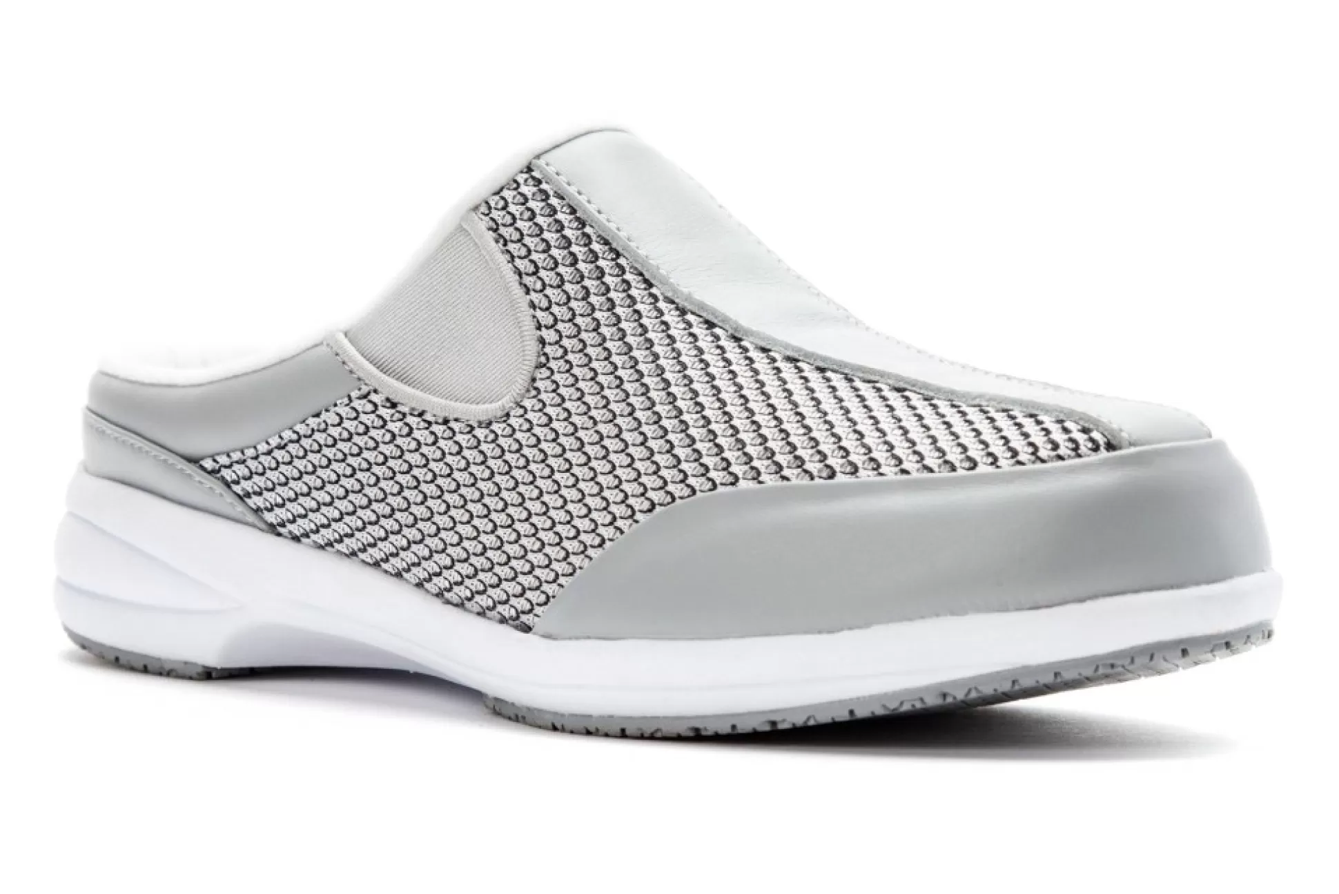 Propet Walking Shoes< Washable Walker Slide - Footsmart