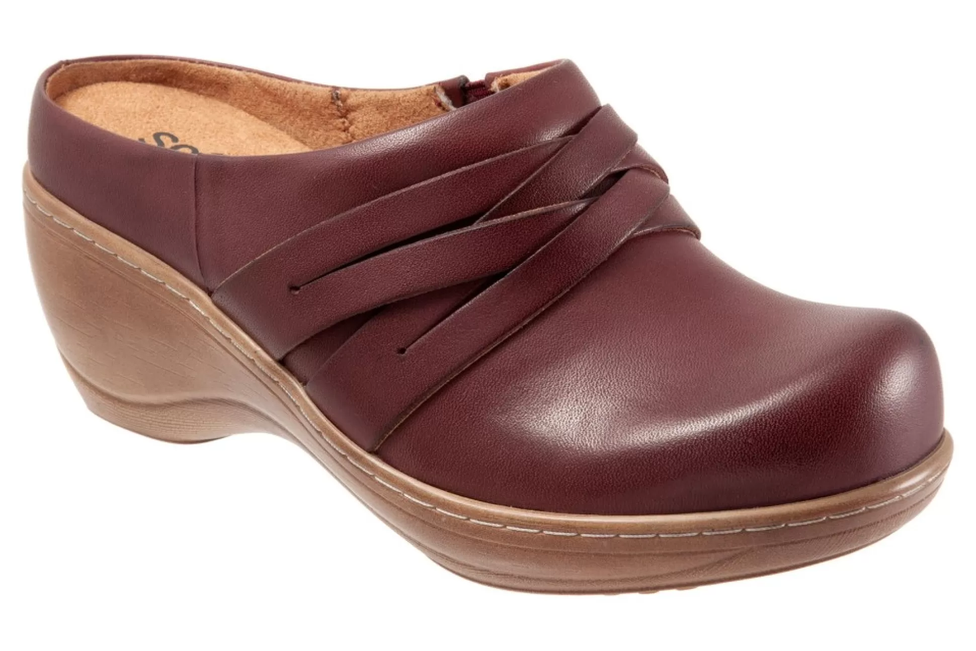Softwalk Slip Ons< Mackay - Footsmart