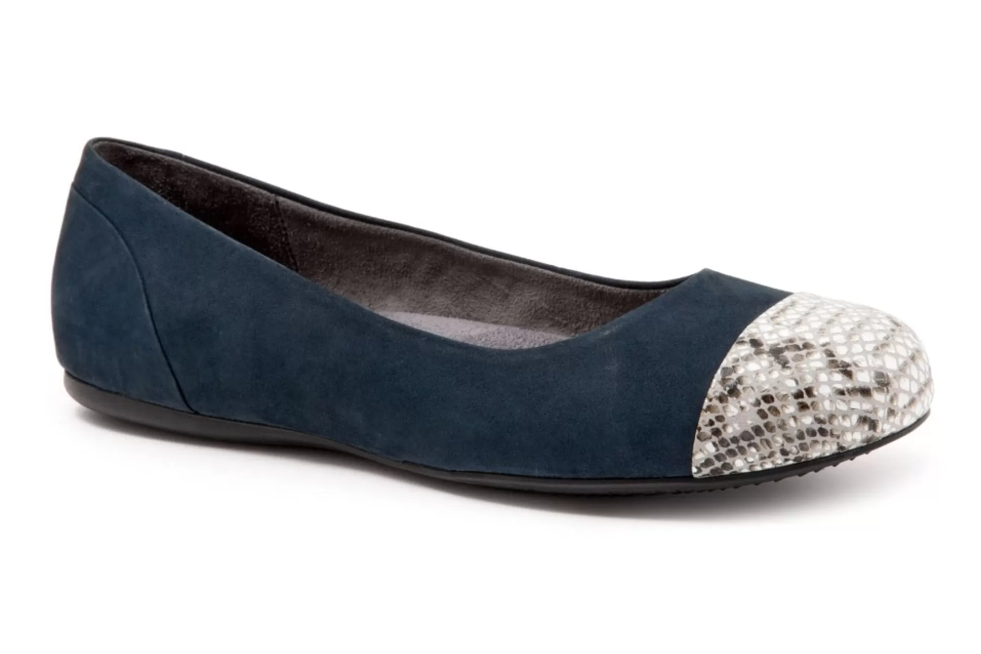 Softwalk Slip Ons< Sonoma Cap Toe - Footsmart