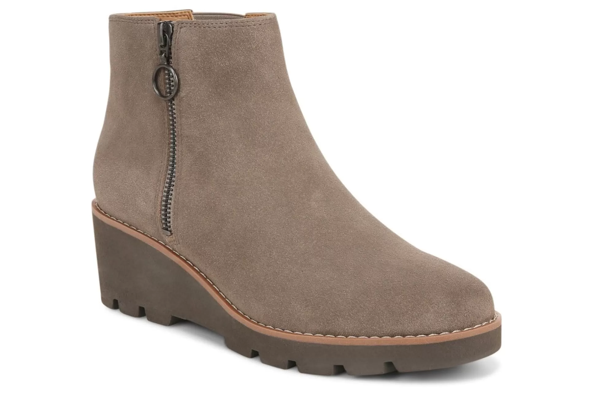 Women Vionic Boots< Hazal - Footsmart
